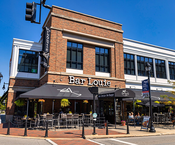 bar louie in crocker park